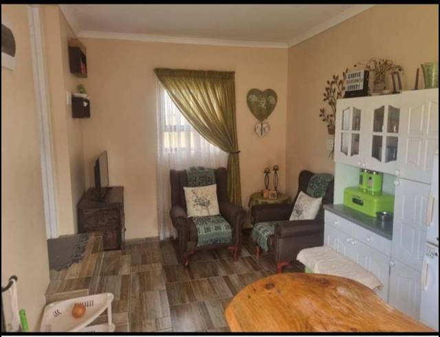 4 BEDROOM HOUSE FOR SALE IN FAIRFIELD ESTATE